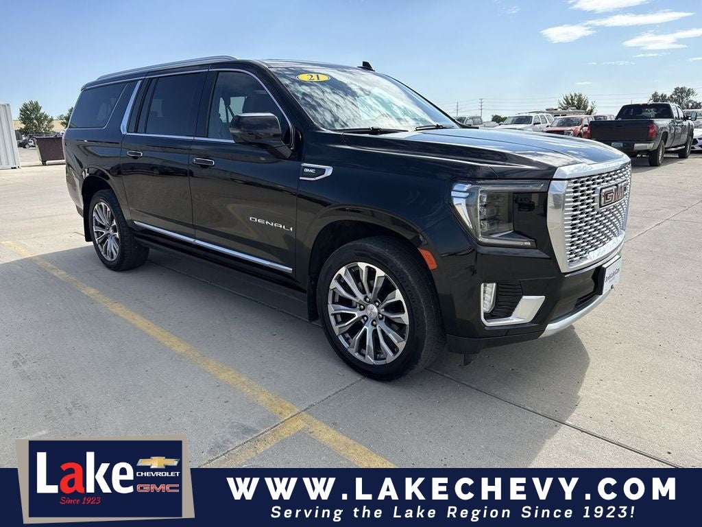 2021 GMC Yukon XL Denali in Onyx Black — front three-quarter view