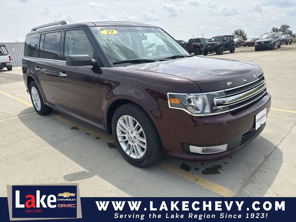 2019 Ford Flex SEL in Burgundy — front three-quarter view